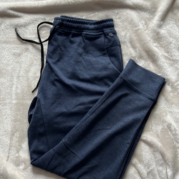 Kenneth Cole Tech Joggers - Picture 6 of 6